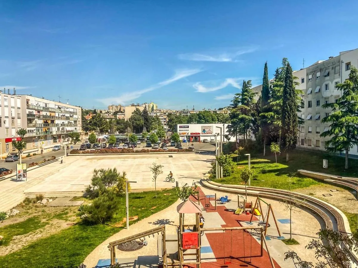 Apartment Mare Pula