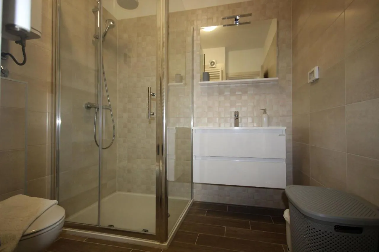 Apartment Mare Pula