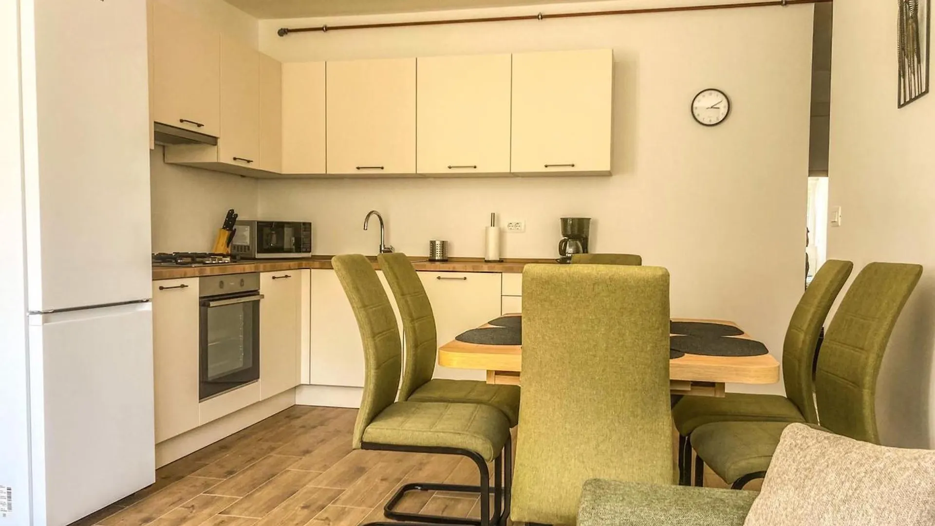 Apartment Mare Pula 0*,  Croatia